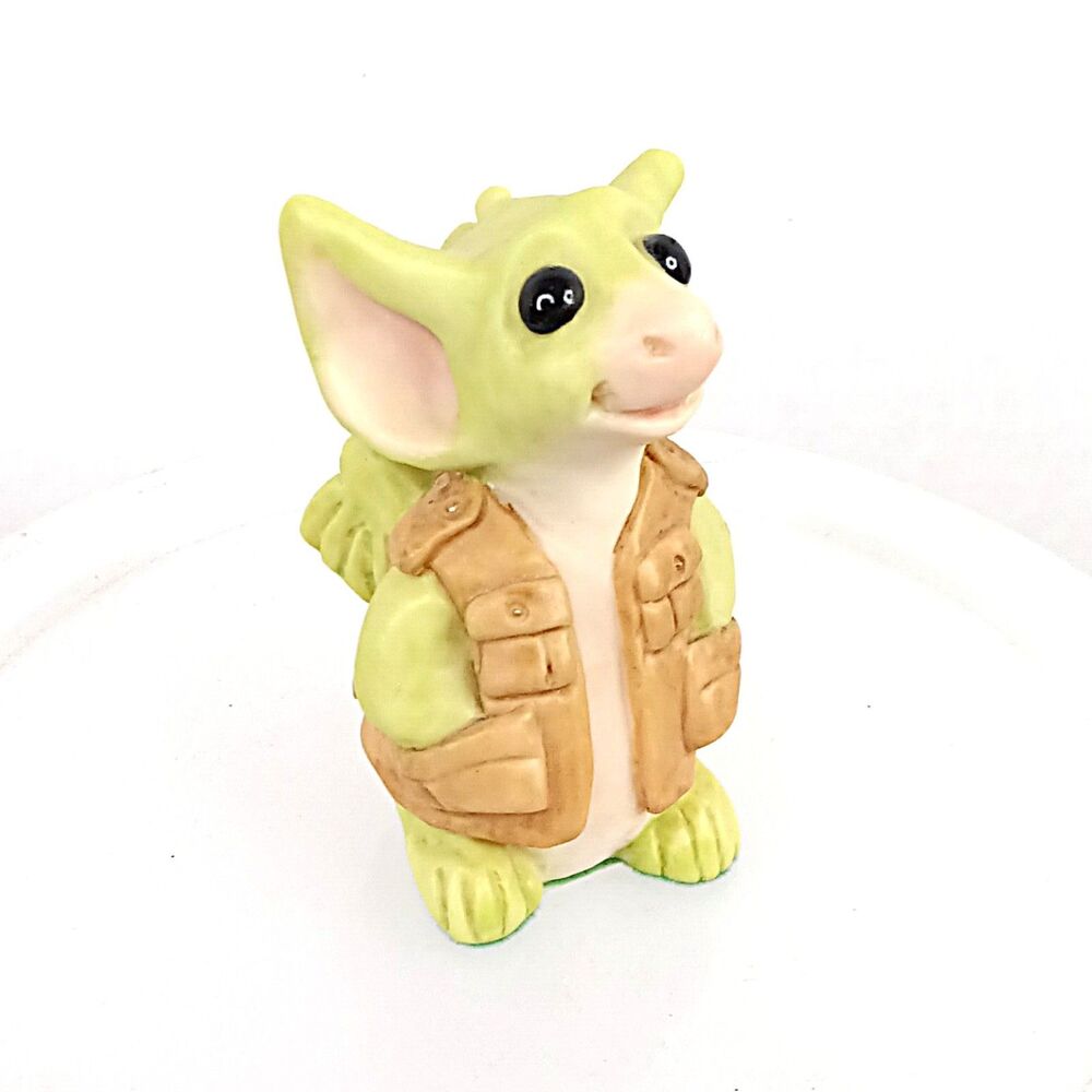 Vintage 1997 Pocket Dragons Happy Camper Figurine Real Musgrave Collectible